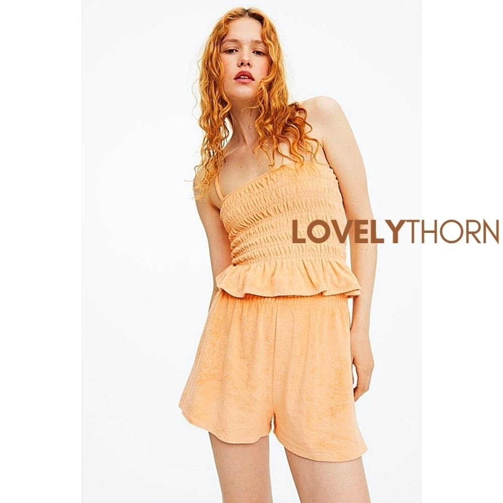 H&M // peachy nude smocked terry cloth spaghetti strap peplum top